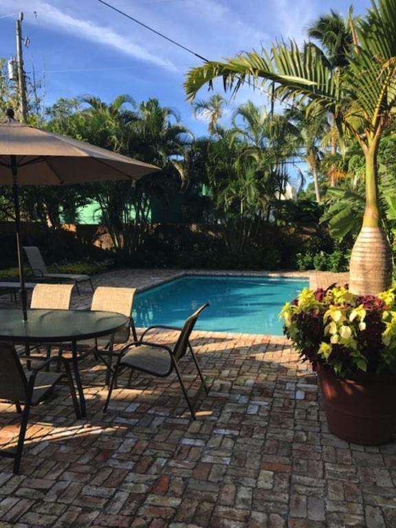 Case De Leon From The 1920'S Is A Piece Of Floridas Relaxing History Уест Палм Бийч Екстериор снимка